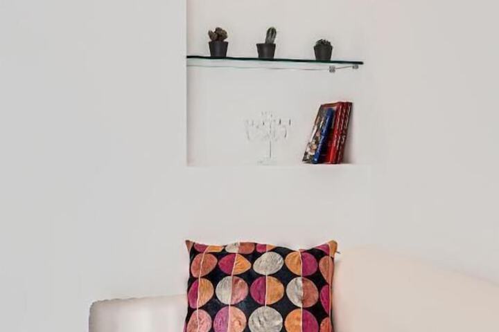 Room 18 of 31