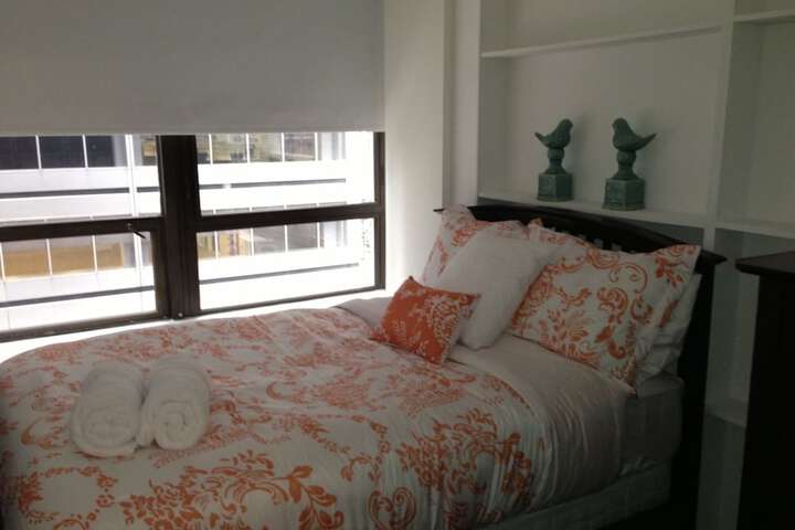 Room 4 of 324