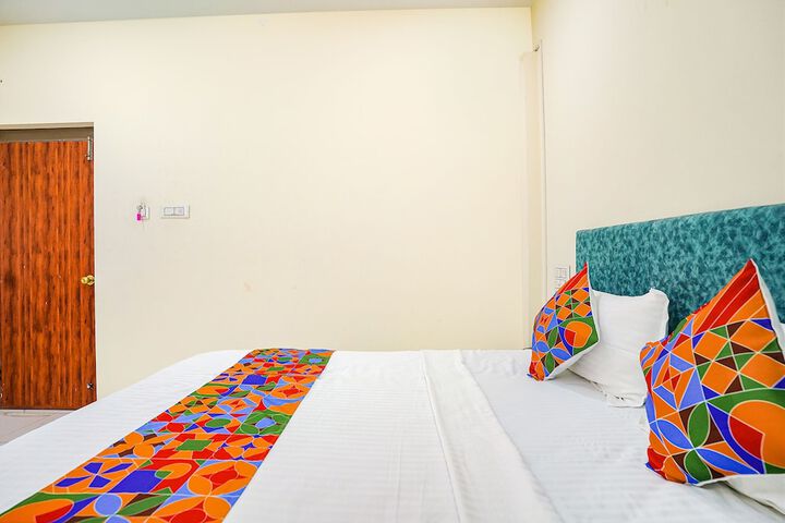 Room 19 of 33