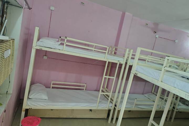 Room 2 of 9