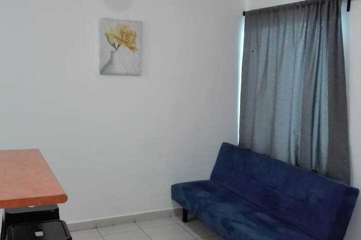 Room 27 of 43