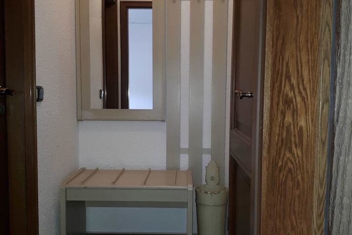 Room 8 of 52