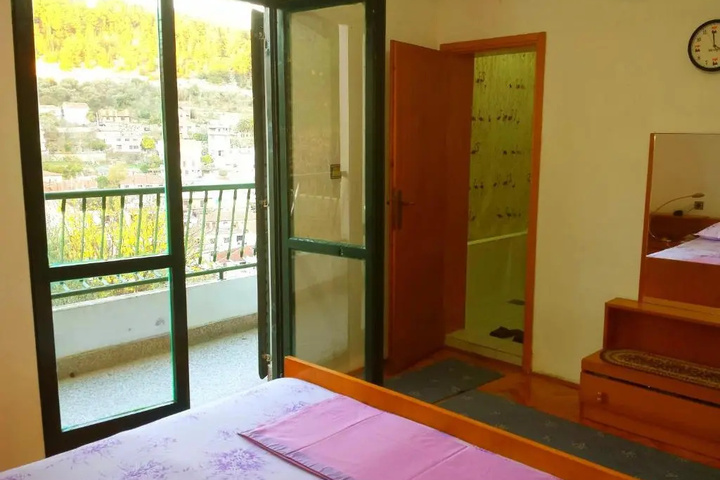 Room 2 of 14