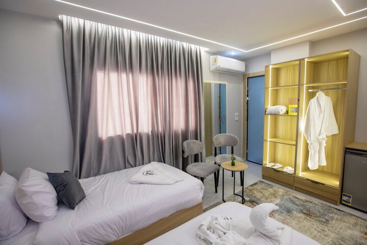 Room 48 of 75