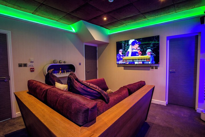 Room 207 of 390