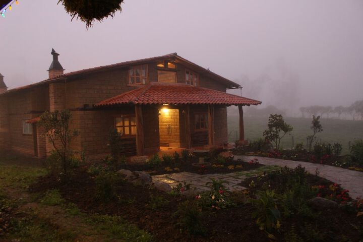 Hotel 74 of 79