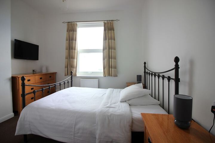 Room 26 of 61