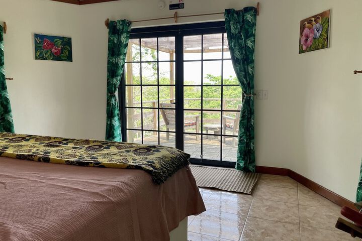 Room 28 of 97
