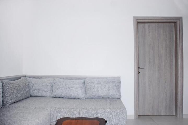 Room 26 of 34