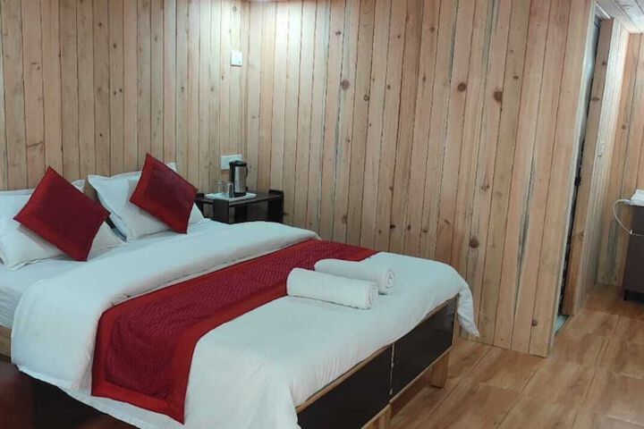 Room 15 of 22
