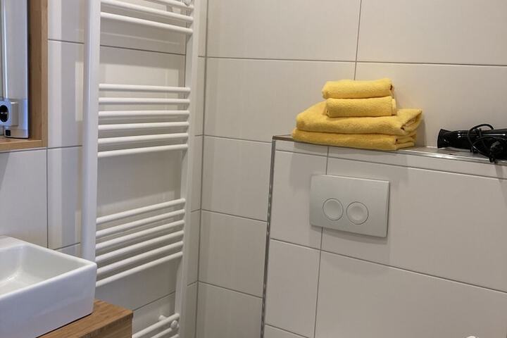 Room 14 of 30