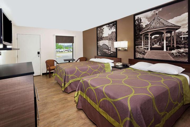 2 Double Beds (6 of 6)