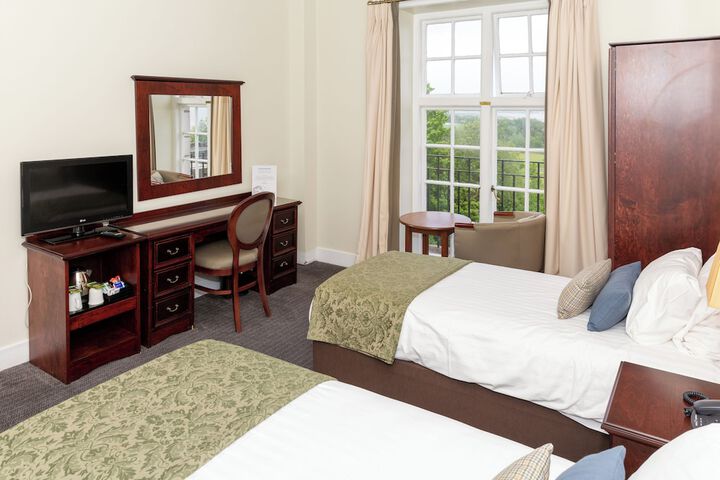 Room 46 of 149