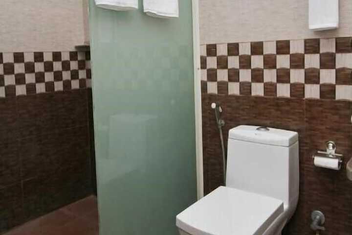 Room 16 of 26