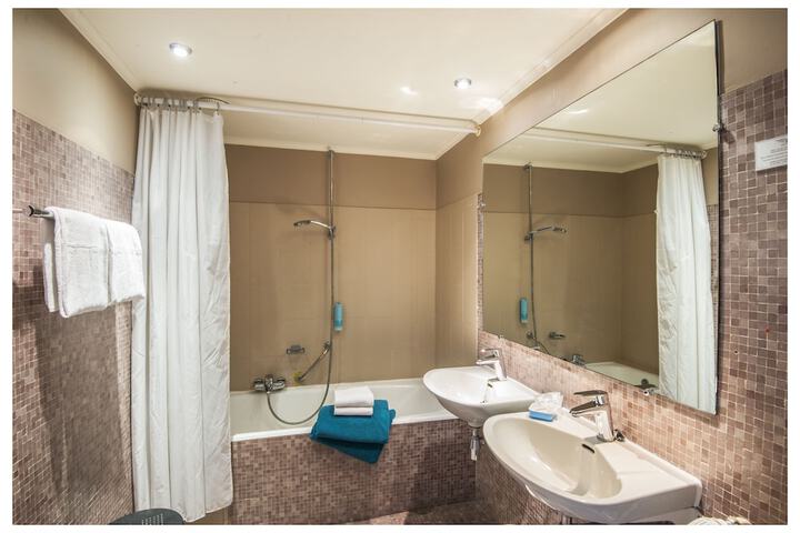 Clean Restrooms
