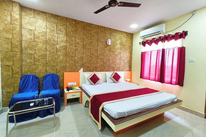 Room 3 of 29