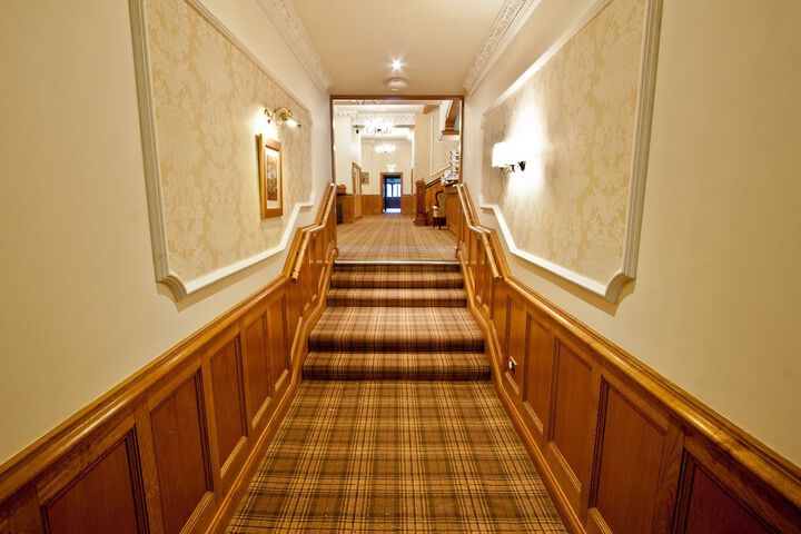 Ballroom/Hall 30 of 38