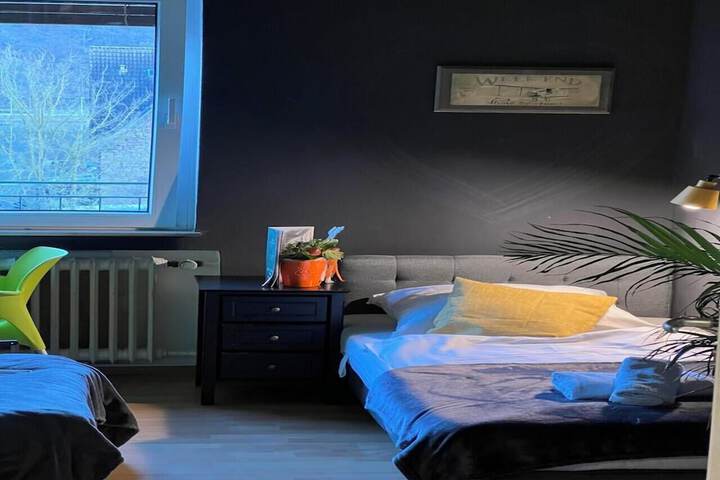 Room 12 of 70