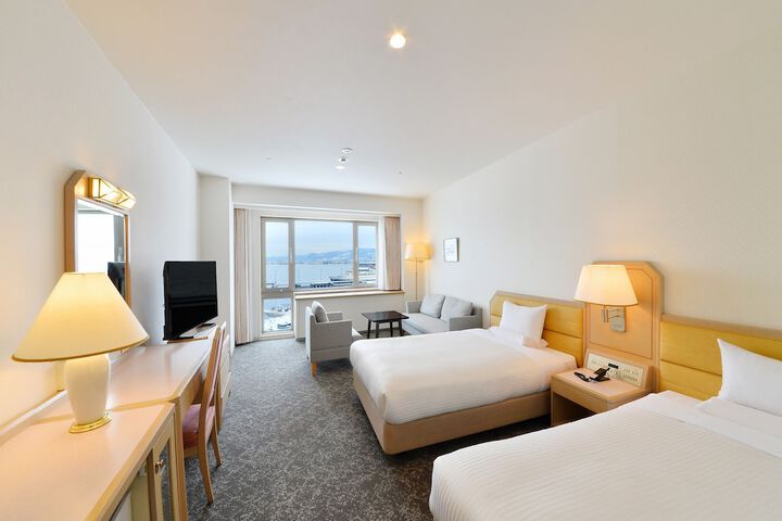 Room 25 of 105