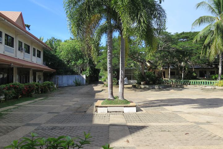 Property Grounds 21 of 27
