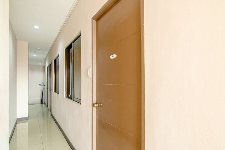 Hotel Interior 5 of 27