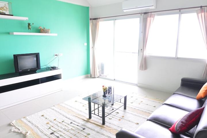 Room 2 of 21
