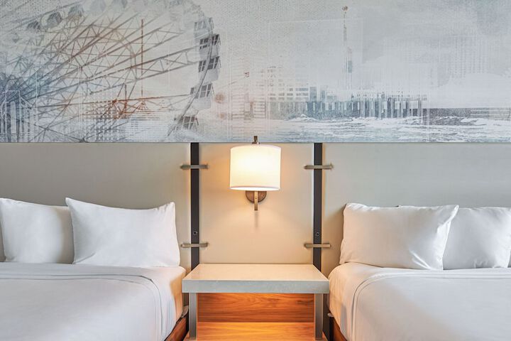 Laguna Tower Premium Room 2 Queen Beds (3 of 14)