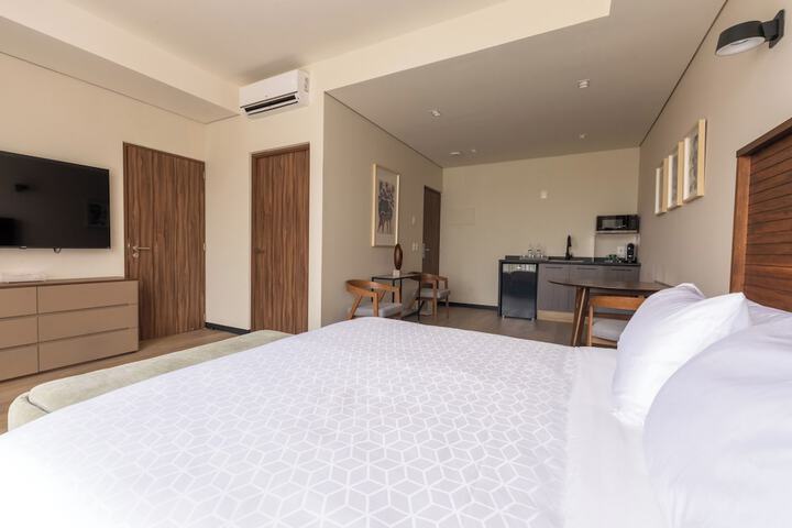 Room 7 of 60