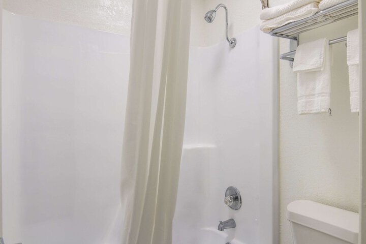 Clean Restrooms