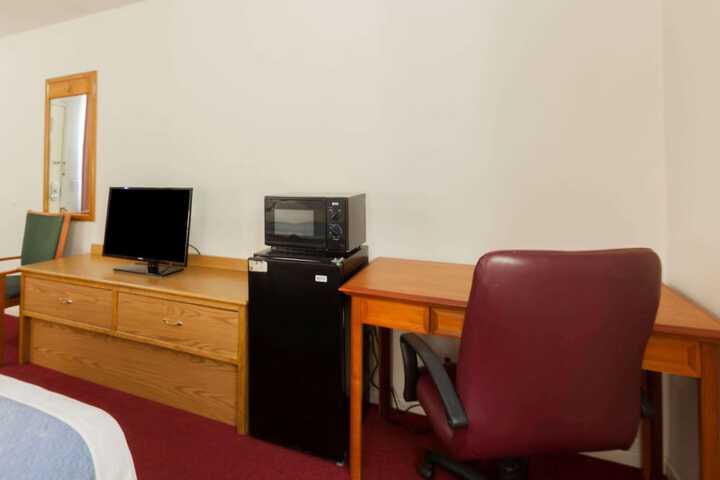 Room 3 of 17