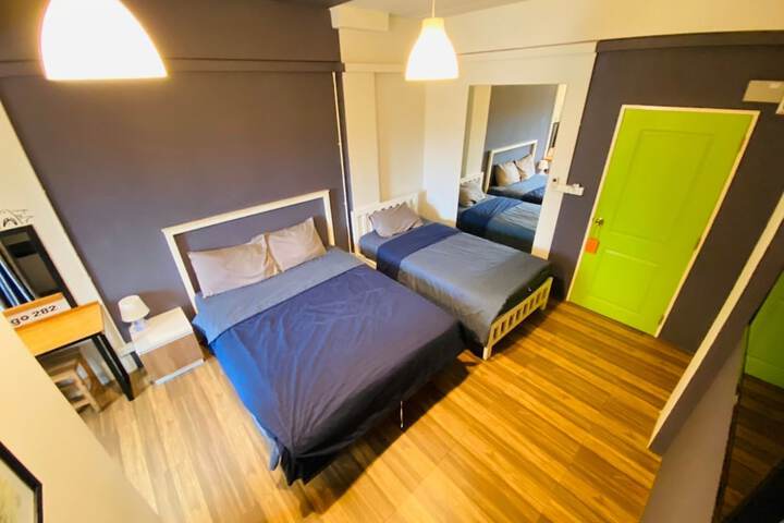 Room 30 of 71