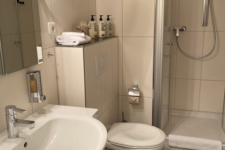 Room 31 of 53