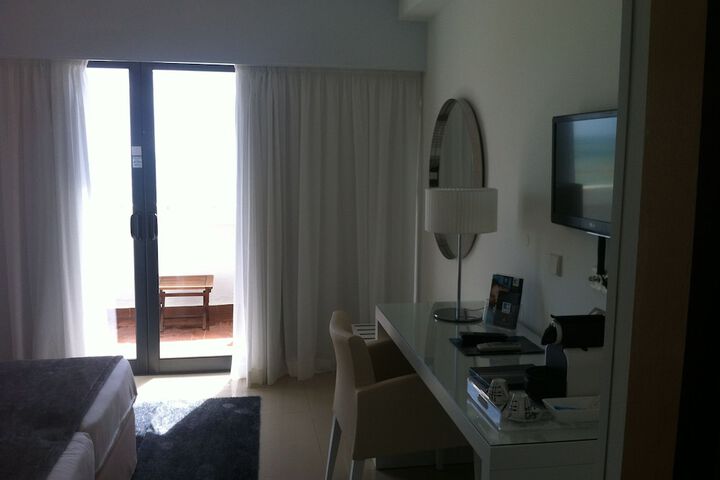 Room 48 of 112