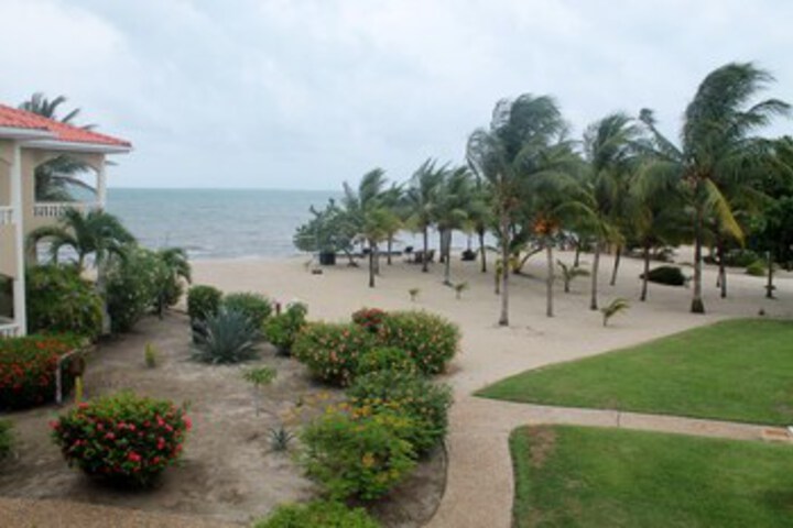 Beach 17 of 85