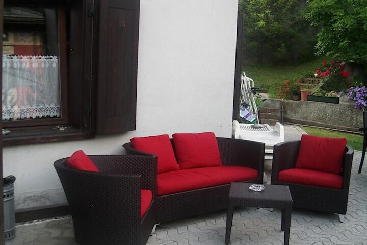 Terrace/Patio 37 of 48