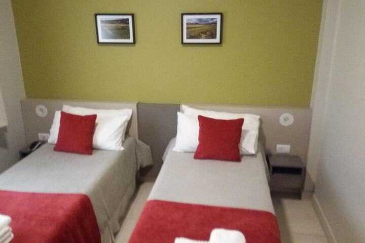Room 16 of 50