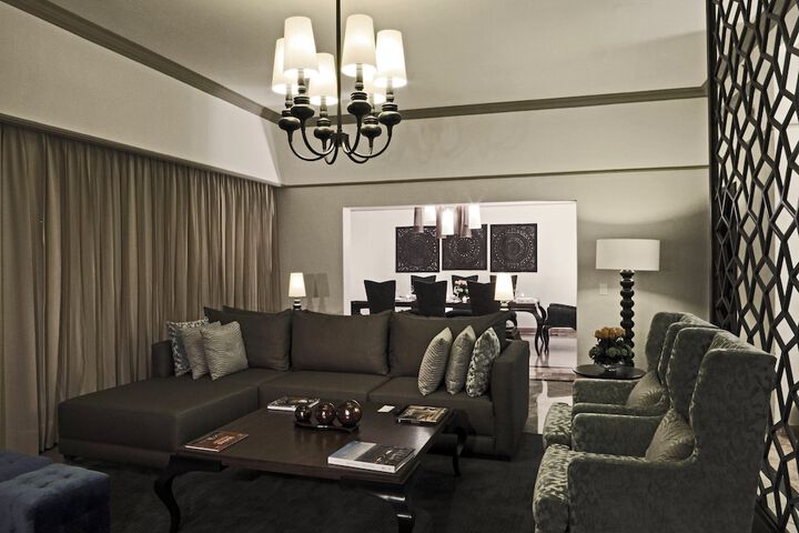 Room 34 of 120