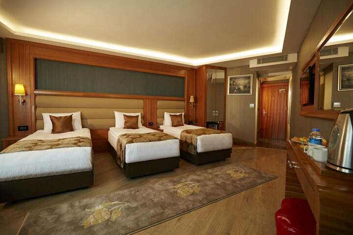 Room 15 of 66