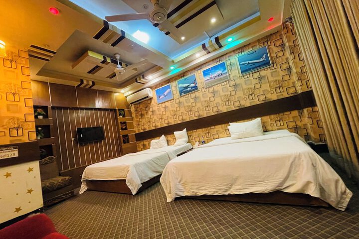 Room 51 of 74