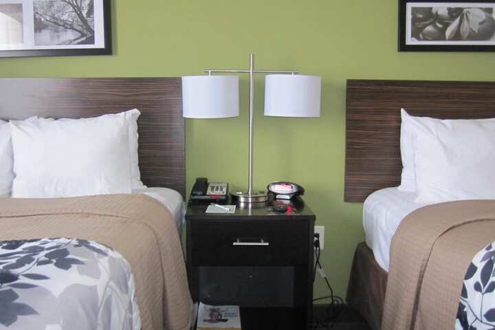 Room 17 of 64