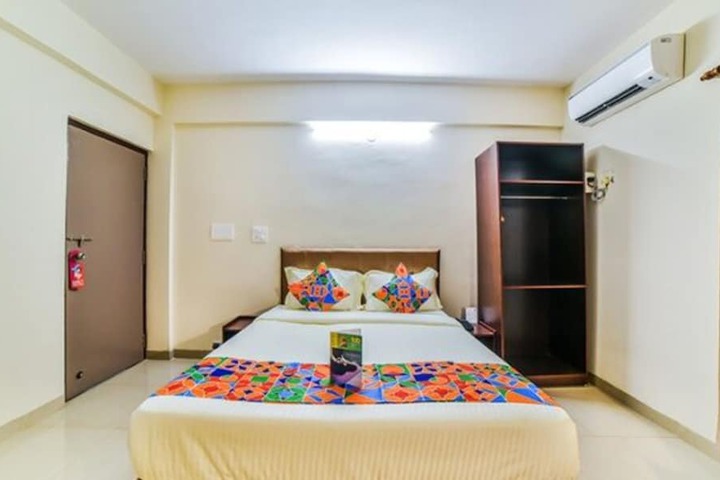Room 16 of 31