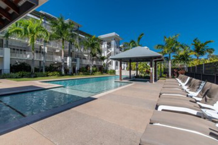 Pool 57 of 71