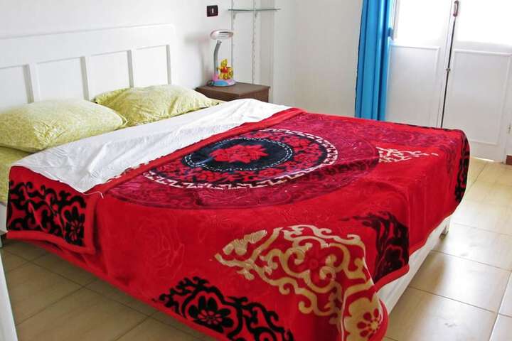Room 14 of 151