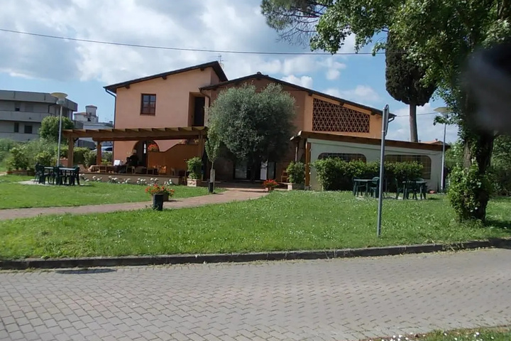 Photo 13