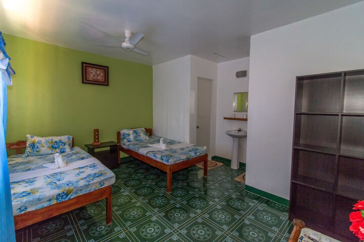 Room 47 of 210