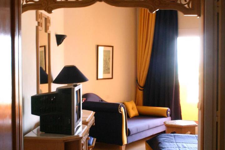 Photo 28