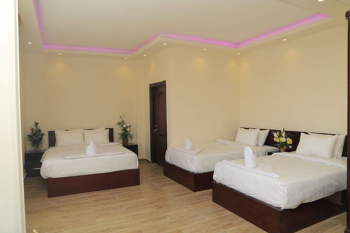 Room 16 of 109