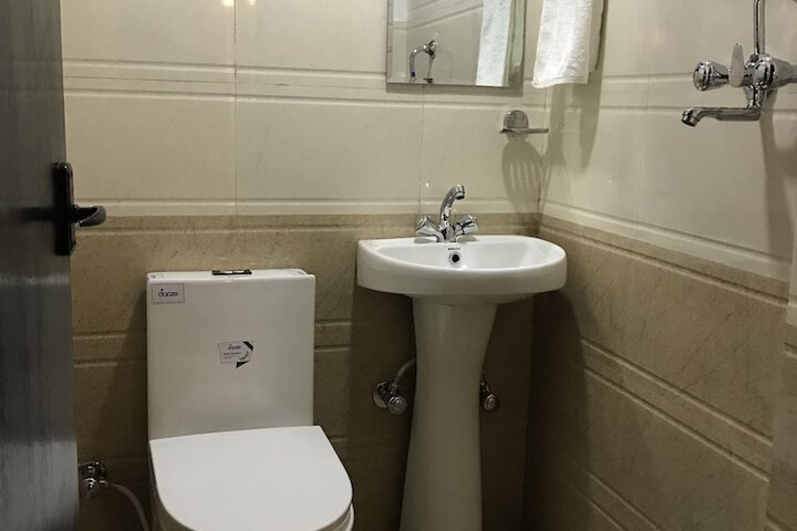 Room 50 of 72