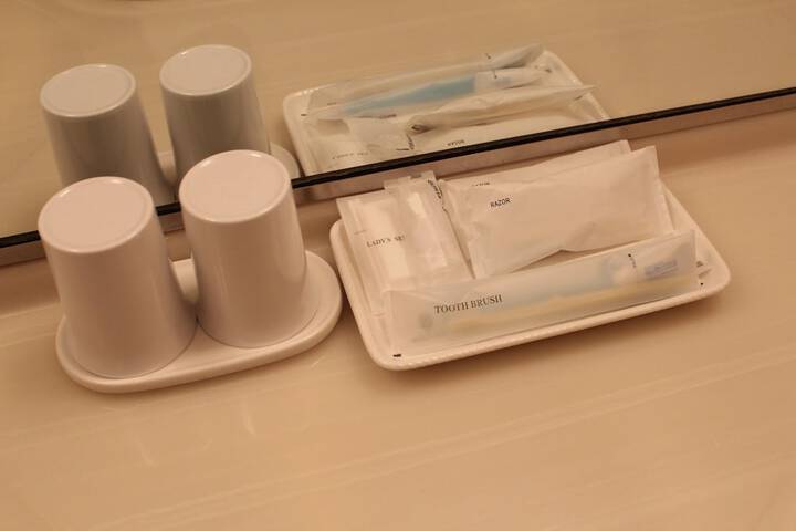 Room amenity