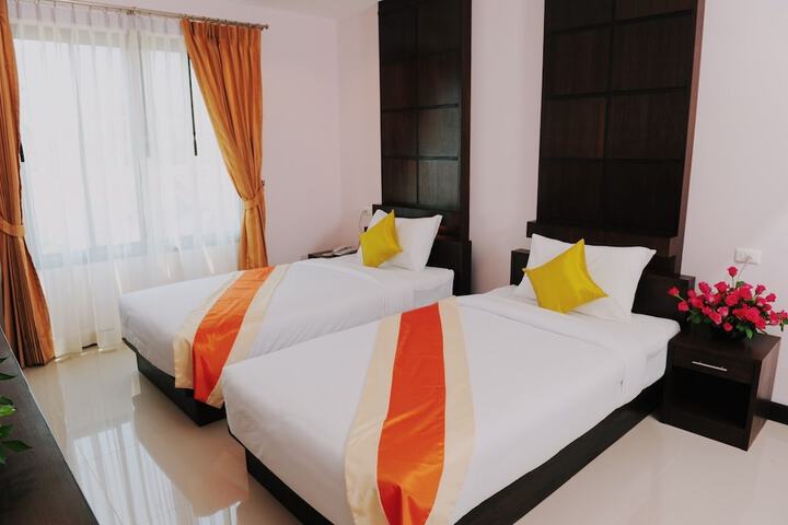 Room 6 of 56
